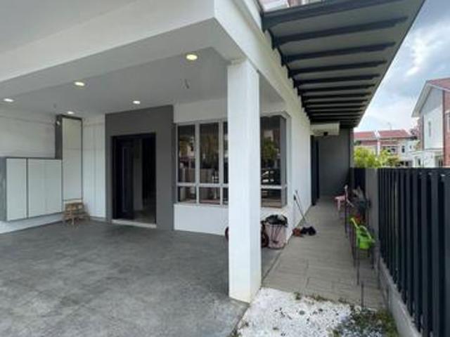 Terraced House for sale in Alam Impian, Selangor