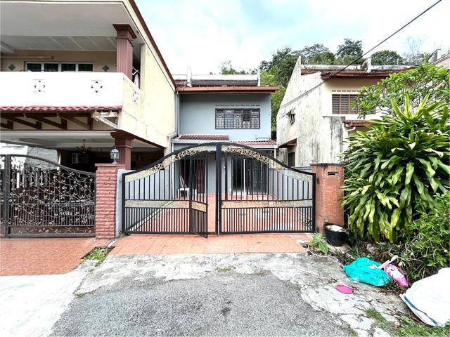 Terraced House for sale in Country Heights Damansara, Kuala Lumpur