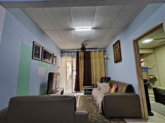 Terraced House for sale in Tanjong Sepat, Selangor