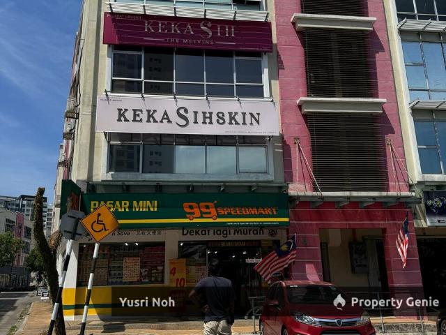Shop for sale in Petaling, Alam Impian