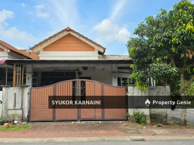 Terraced House for sale in Alam Impian, Selangor