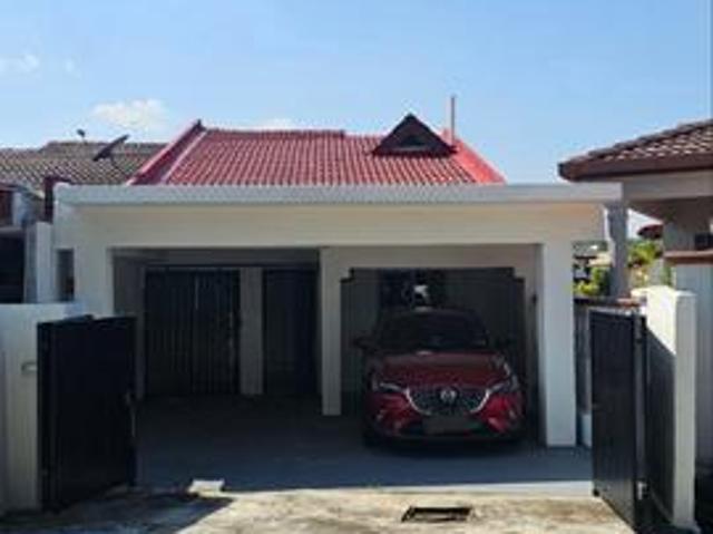 Terraced House for sale in Tanjong Sepat, Selangor