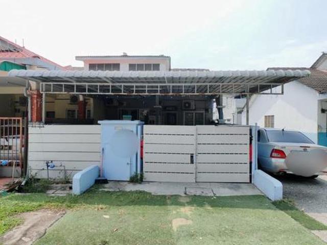 Terraced House for sale in Kuala Selangor, Selangor