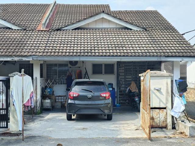 Terraced House for sale in Tanjong Sepat, Selangor
