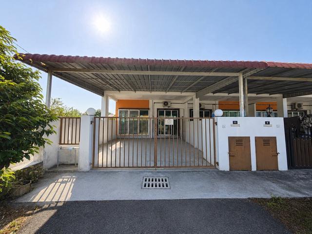 Terraced House for sale in Tanjong Sepat, Selangor