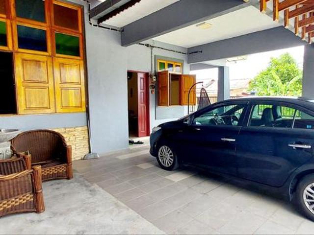 Terraced House for sale in Malaka