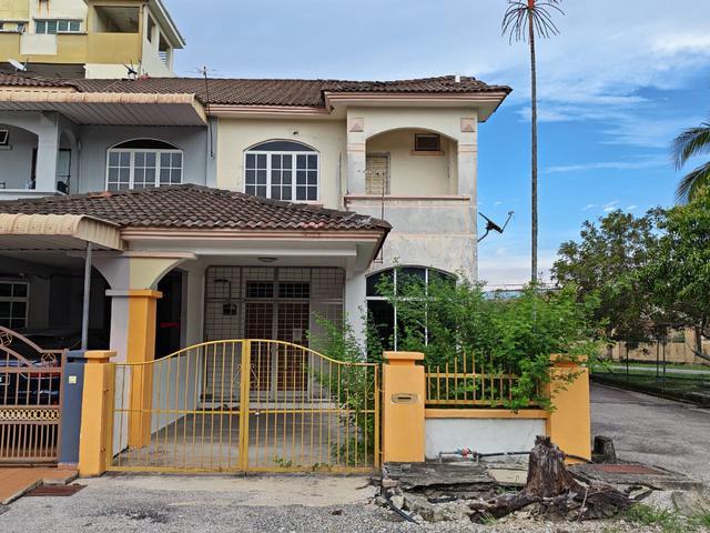 Terraced House for sale in Wellesley, Penang