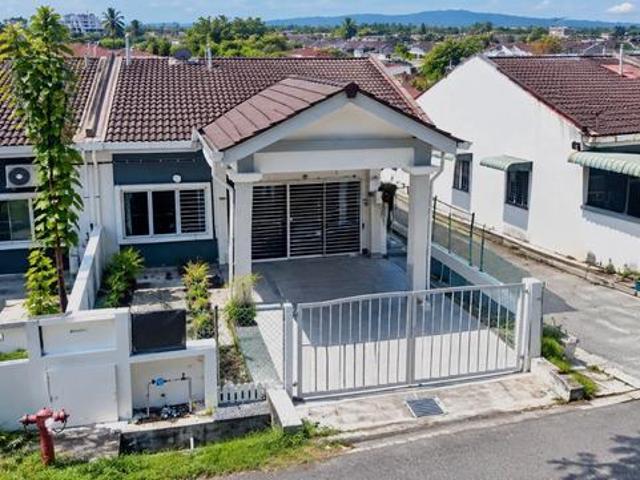 Terraced House for sale in Tanjong Karang, Kuala Selangor