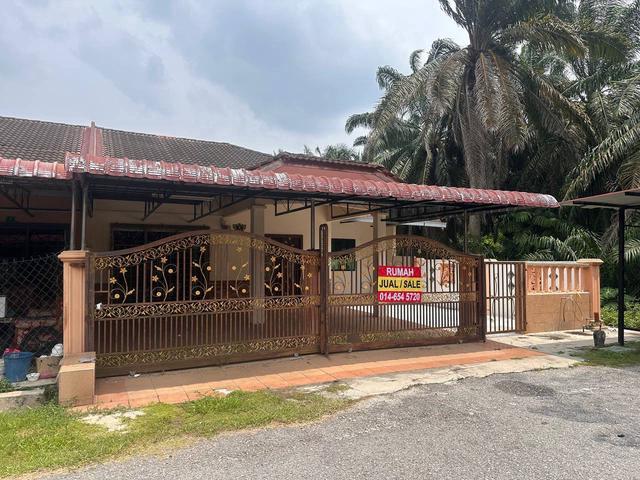 Terraced House for sale in Batu Pahat, Johor