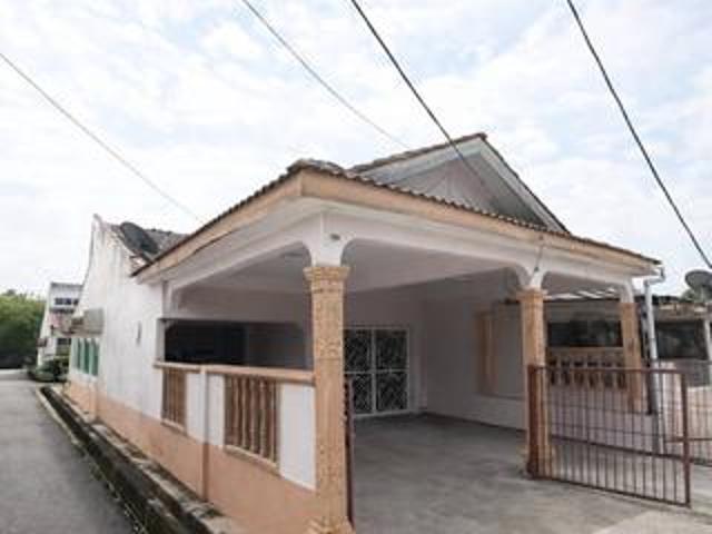 Terraced House for sale in Tringganu