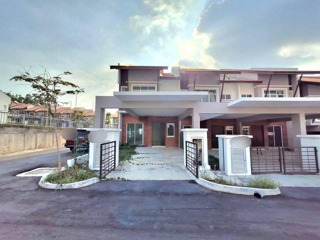 Terraced House for sale in Sendayan Village, Negeri Sembilan