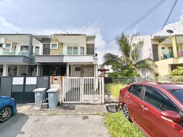 Townhouse for sale in Saujana, Selangor