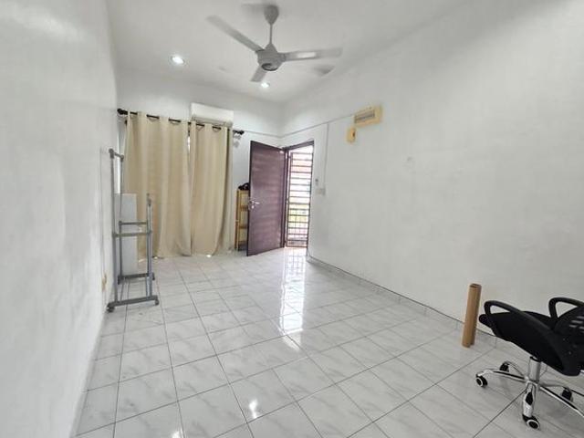 Townhouse for sale in Kajang, Langat