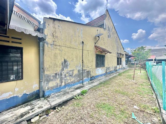 Terraced House for sale in Keramat