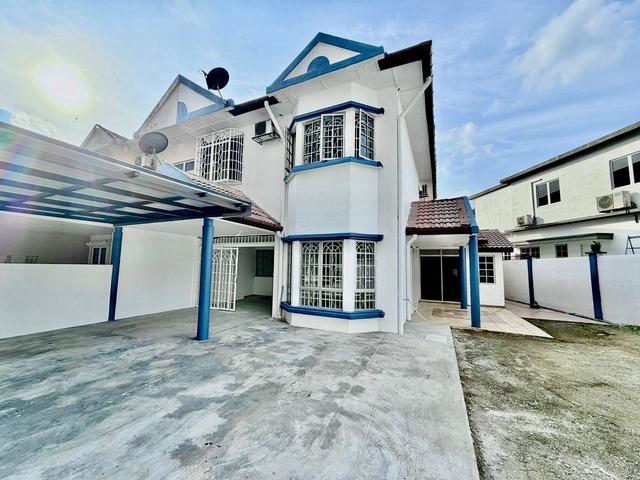 Terraced House for rent in Country Heights Damansara, Kuala Lumpur