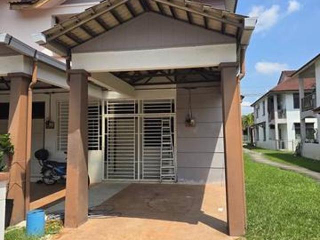 Townhouse for sale in Wellesley, Penang