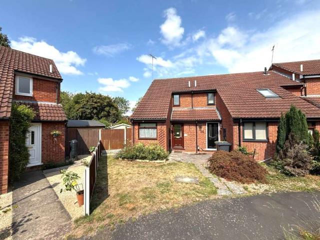 Cottage for sale in Kidderminster, Hoobrook