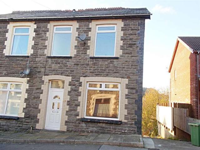 Cottage for sale in Abercynon