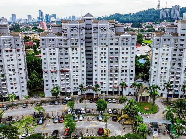 Apartment for sale in Country Heights Damansara, Kuala Lumpur