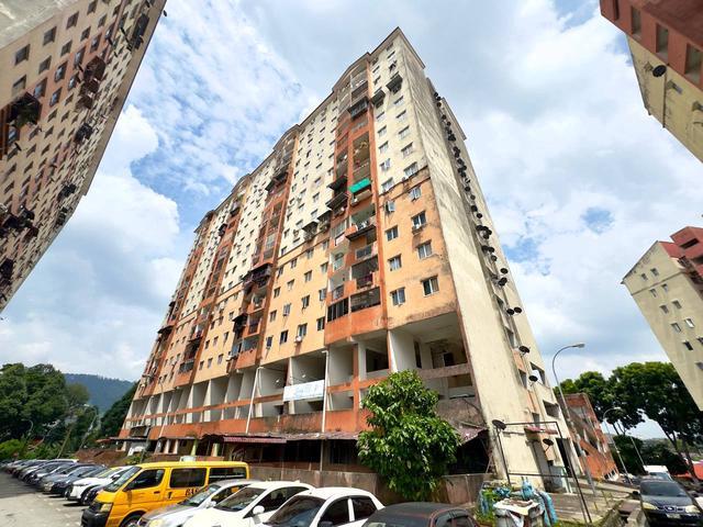 Apartment for sale in Langat, Selangor