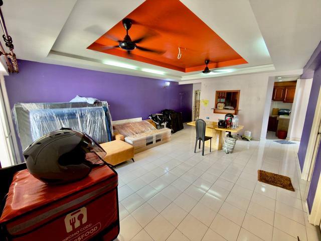 Apartment for sale in Country Heights Damansara, Kuala Lumpur