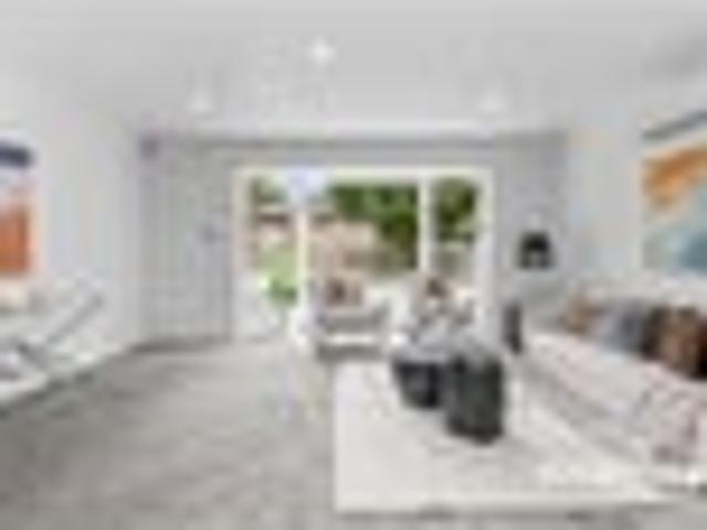 Apartment for sale in Mount Wellington