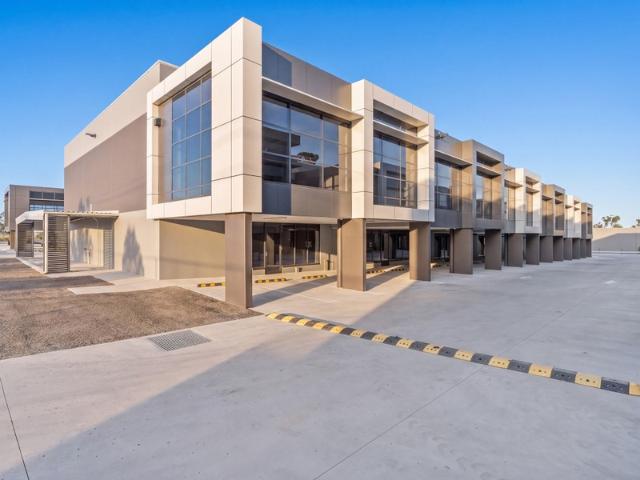 Warehouse for rent in Helensvale, Gold Coast City