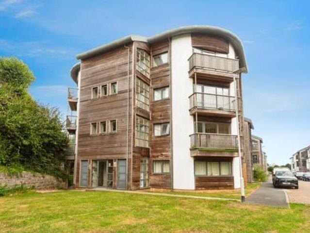 House for sale in Follaton, Strode