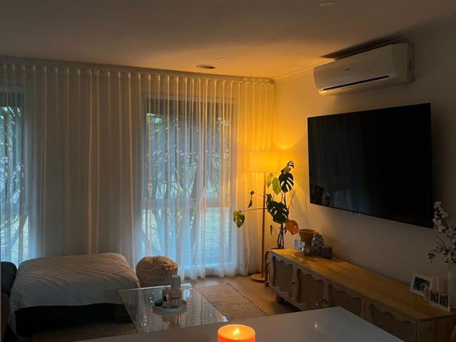 Room for rent in Camerons Creek, Victoria