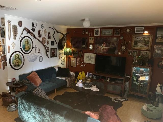 Room for rent in Camerons Creek, Victoria