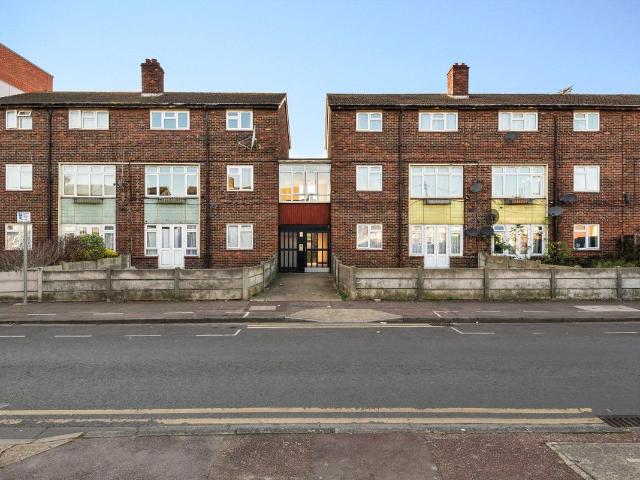 House for rent in Thames View, Greater London