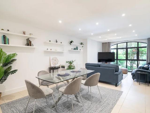 House for rent in Seven Dials, Bloomsbury