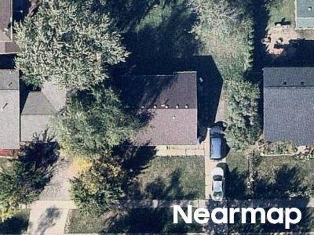 House for sale in Carpentersville, Illinois