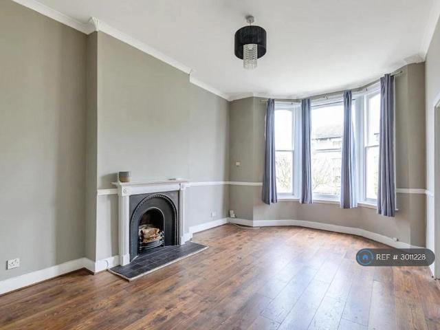 Apartment for rent in Balham, Greater London