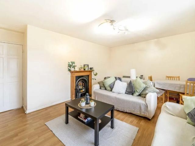 Apartment for rent in London Borough of Wandsworth, Greater London