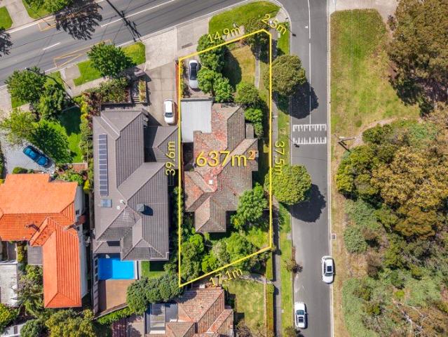 House for sale in Strathmore, Melbourne