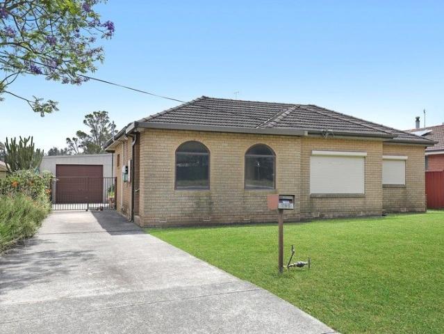 House for sale in Allambie Heights, Sydney