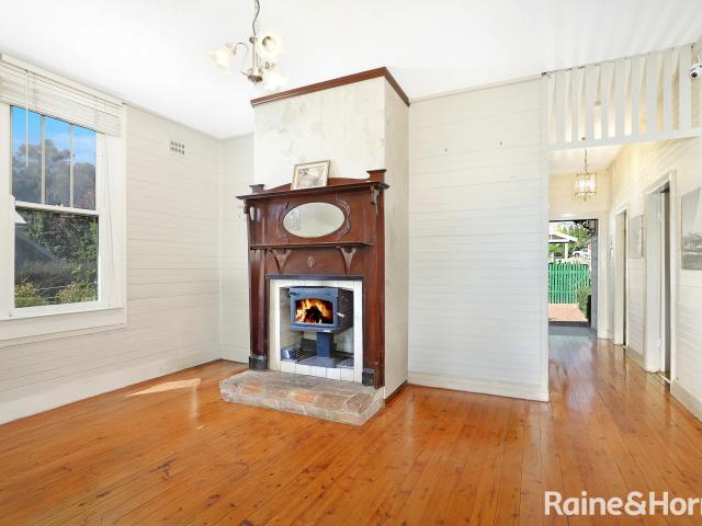 House for sale in Manchester Square, New South Wales