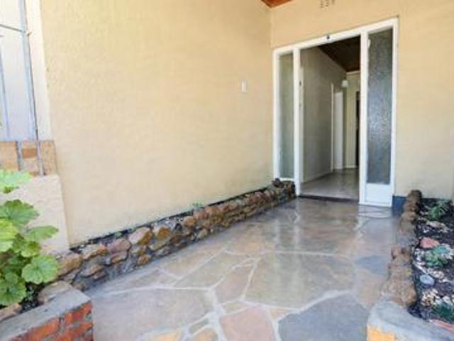 House for sale in Goodwood, City of Cape Town