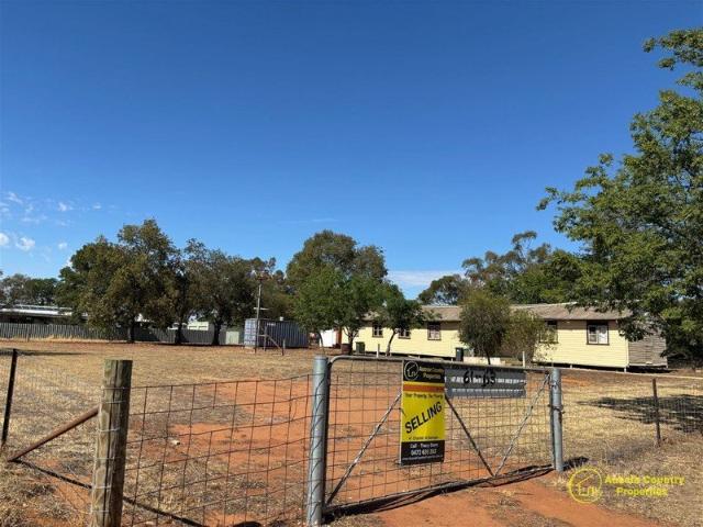 House for sale in Oaklands, New South Wales