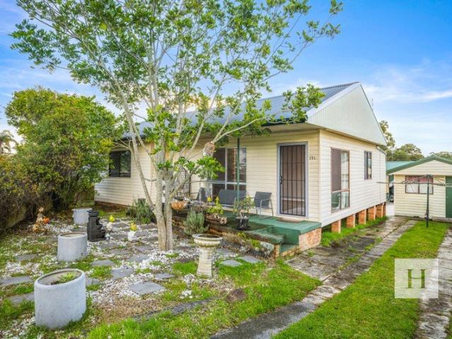 House for sale in Kanwal, New South Wales