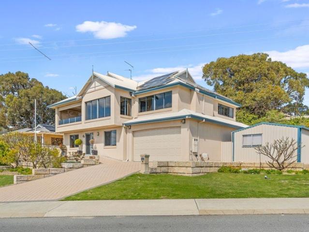 House for sale in Parklands, Western Australia