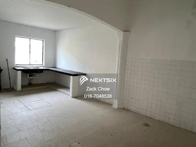 Shop for sale in Kajang, Langat