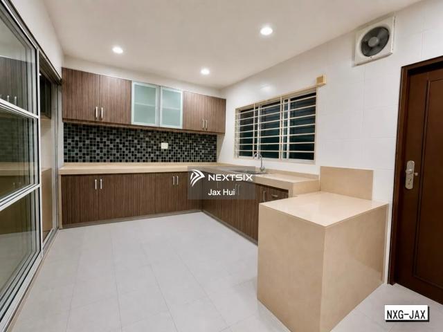 Residential House for sale in Petaling, Subang Jaya