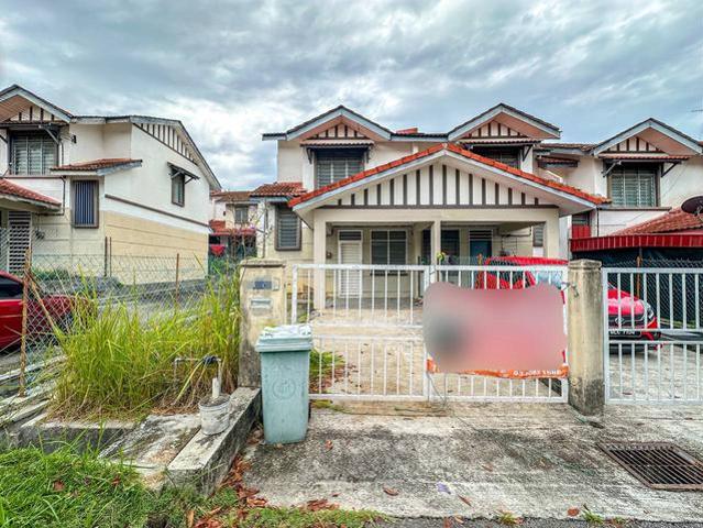 Terraced House for sale in Tanjong Sepat, Selangor