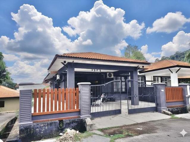 Residential House for sale in Malaka