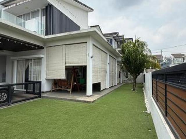 Terraced House for rent in Malaka