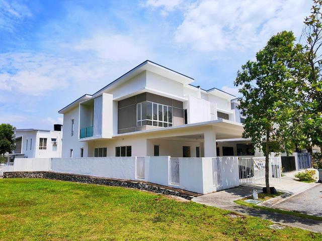 Terraced House for sale in Sendayan Village, Negeri Sembilan