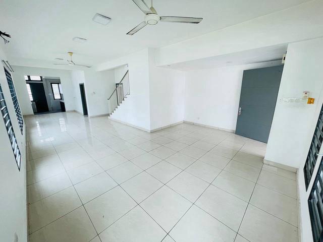 Terraced House for sale in Petaling, Alam Impian