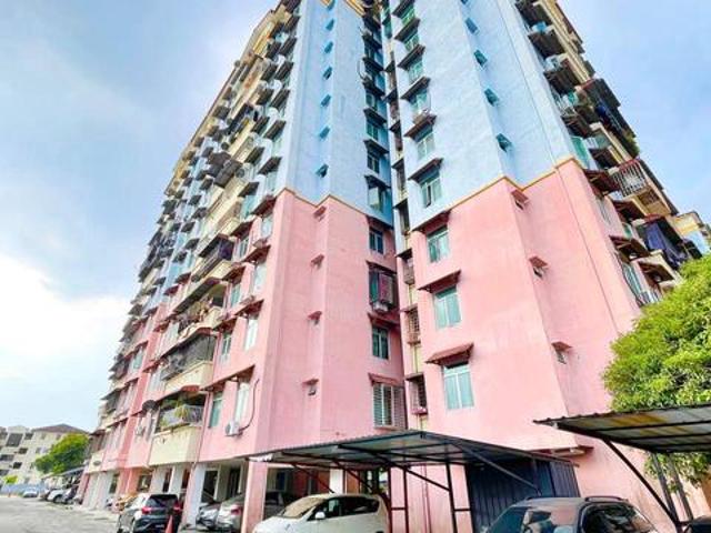 Apartment for sale in Kajang, Langat